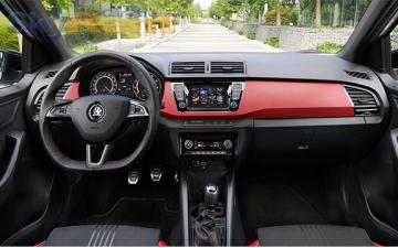 Забронировать Skoda Fabia ІІІ hatchback facelift 